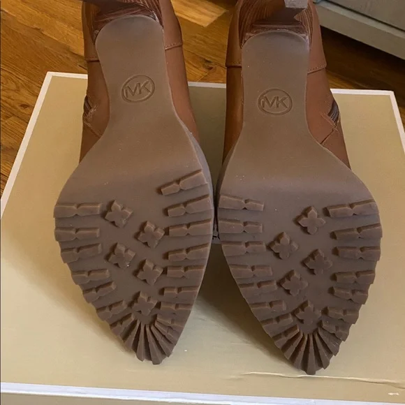 Michael Kors Tan Lace-Up Boots - Picture 5 of 6